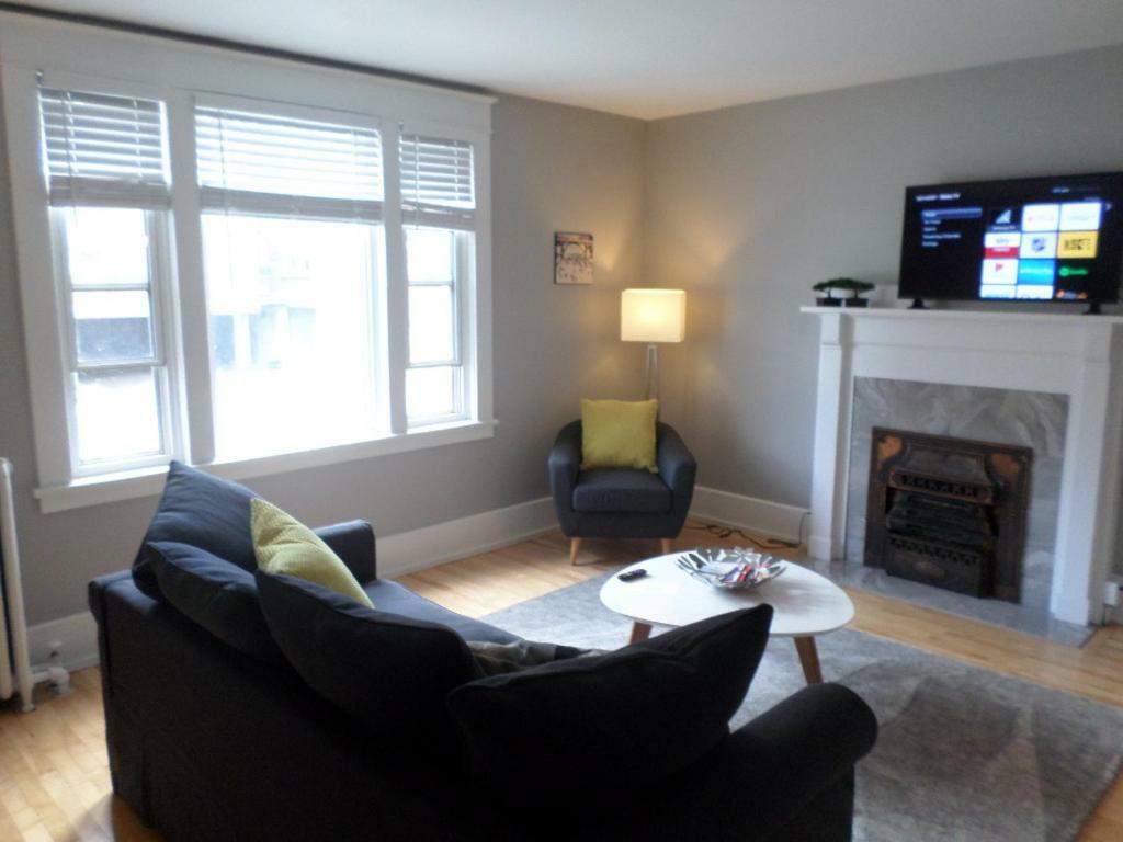 Apartamento Beautiful, Clean, Quiet 2 Br-In Downtown Ottawa. Parking, Wifi And Netflix Included Exterior foto